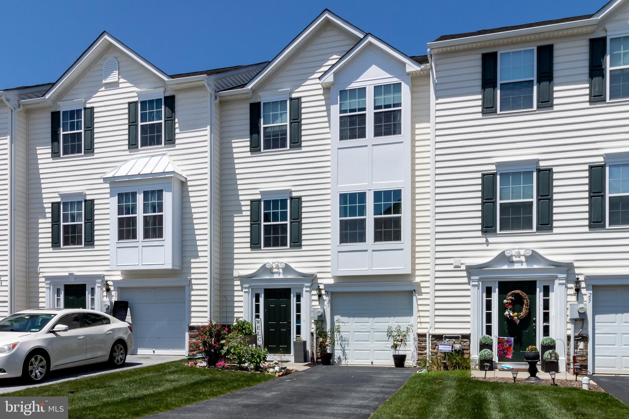 27 Tuxford Ln