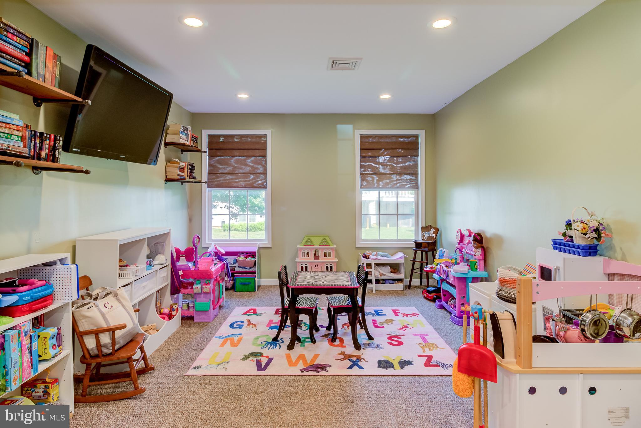 27 Tuxford Ln