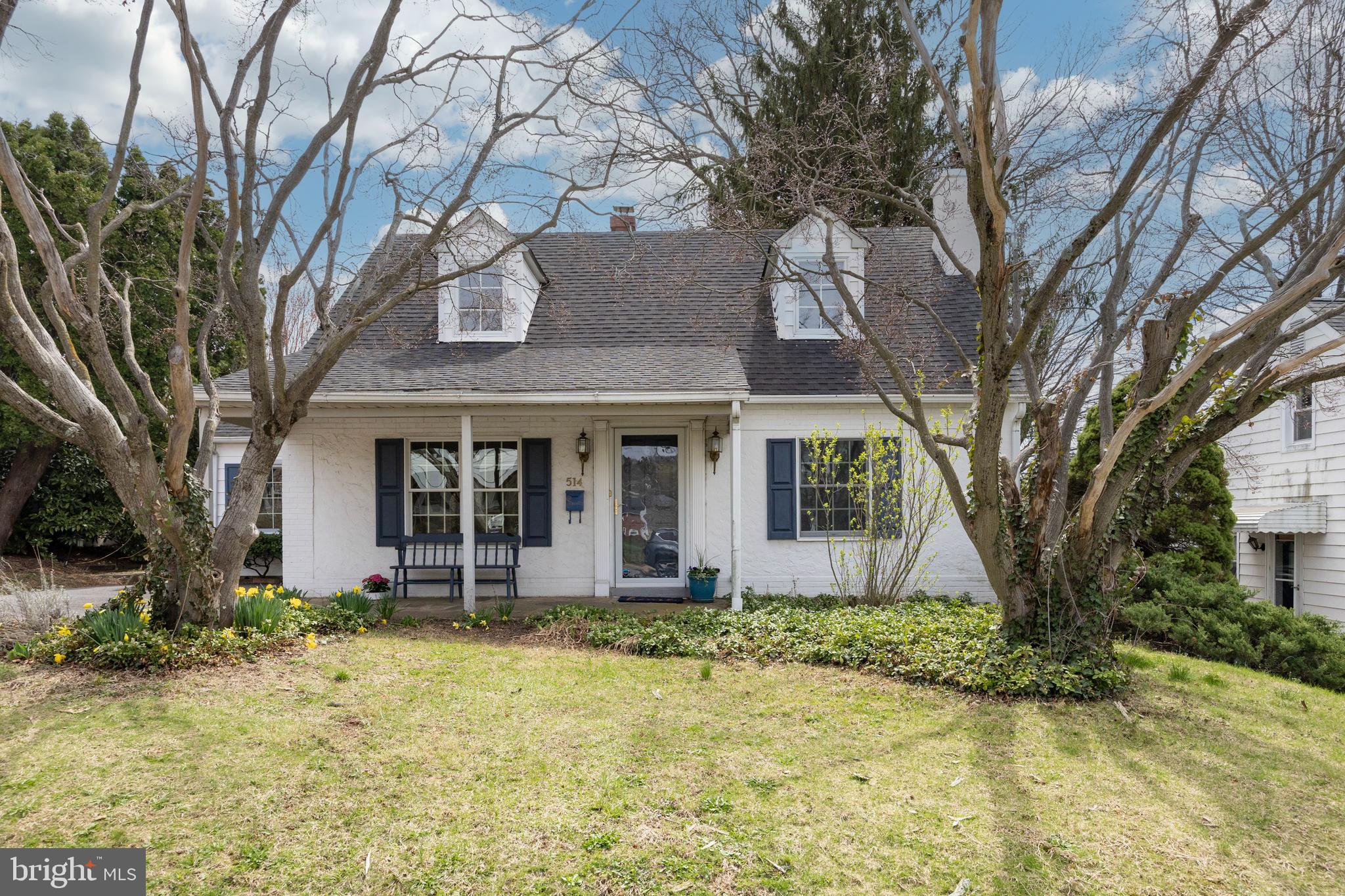 514 Magnolia St