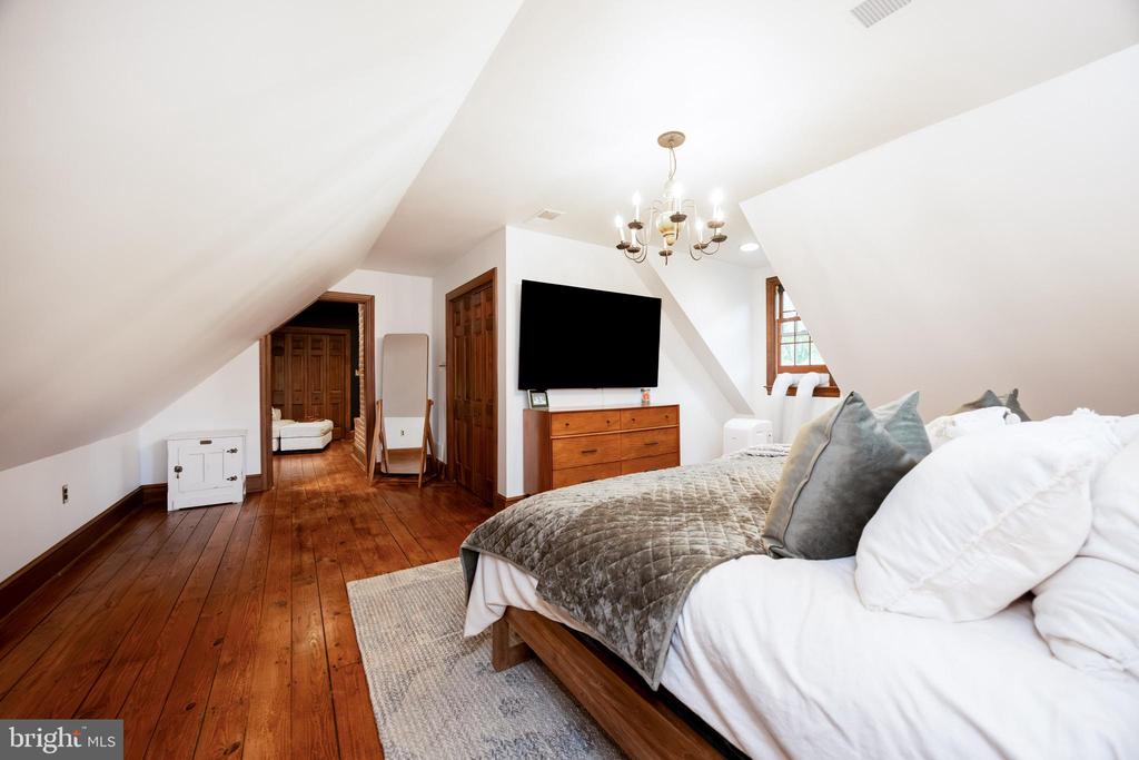 308 Southbank Rd