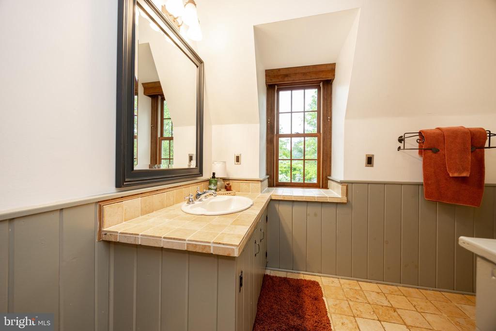 308 Southbank Rd