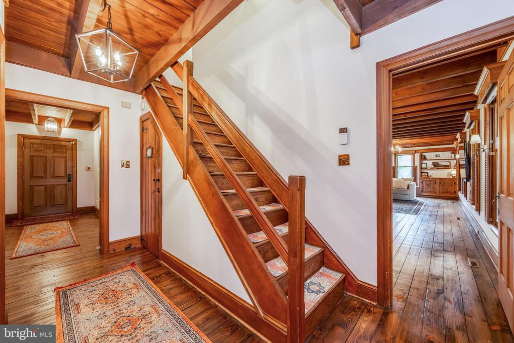 308 Southbank Rd