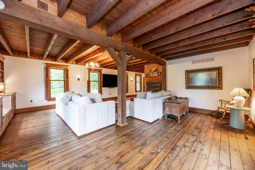 308 Southbank Rd
