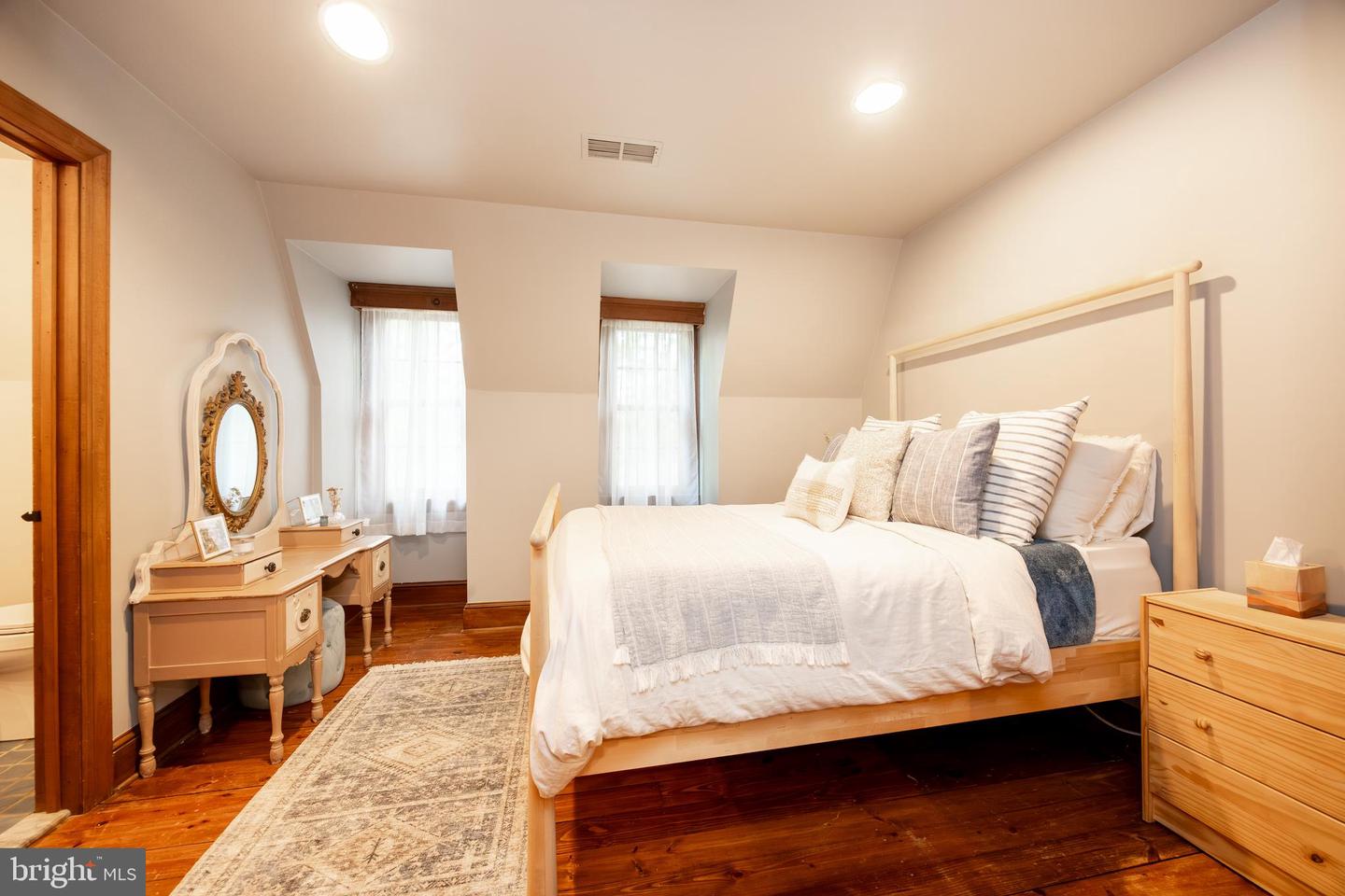 308 Southbank Rd