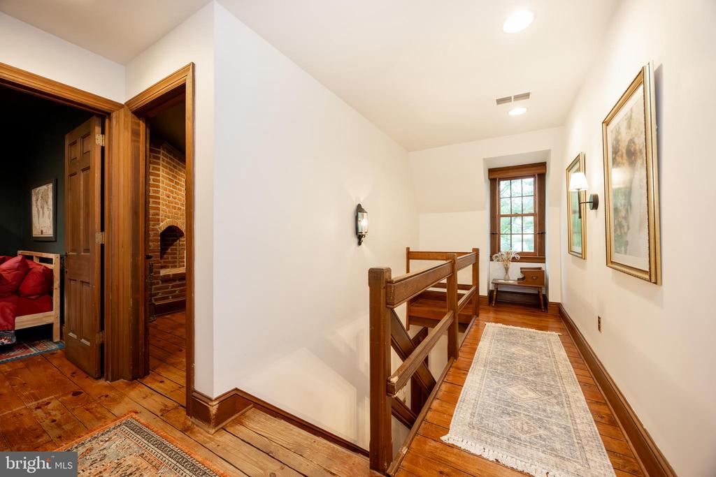 308 Southbank Rd