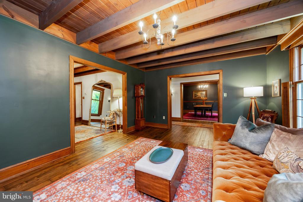 308 Southbank Rd