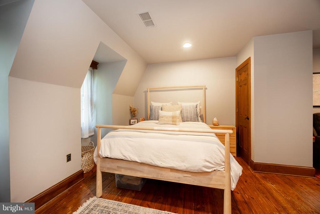308 Southbank Rd