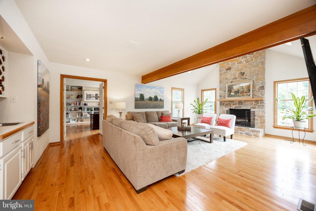 223 Kirkbrae Rd