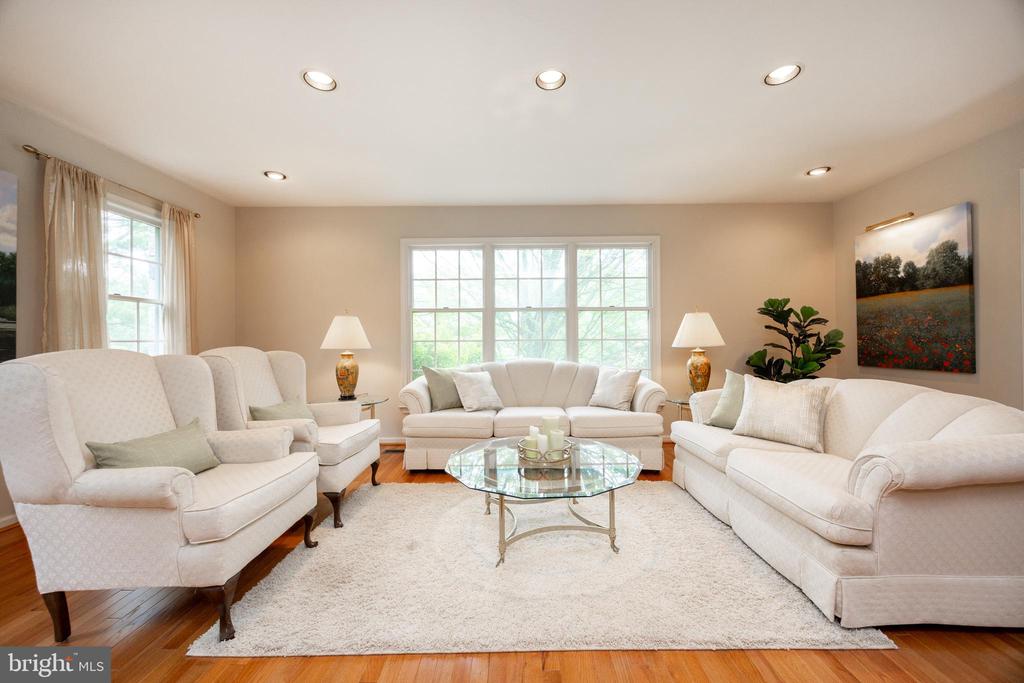 223 Kirkbrae Rd