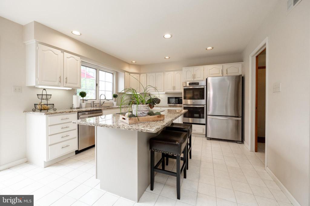 223 Kirkbrae Rd