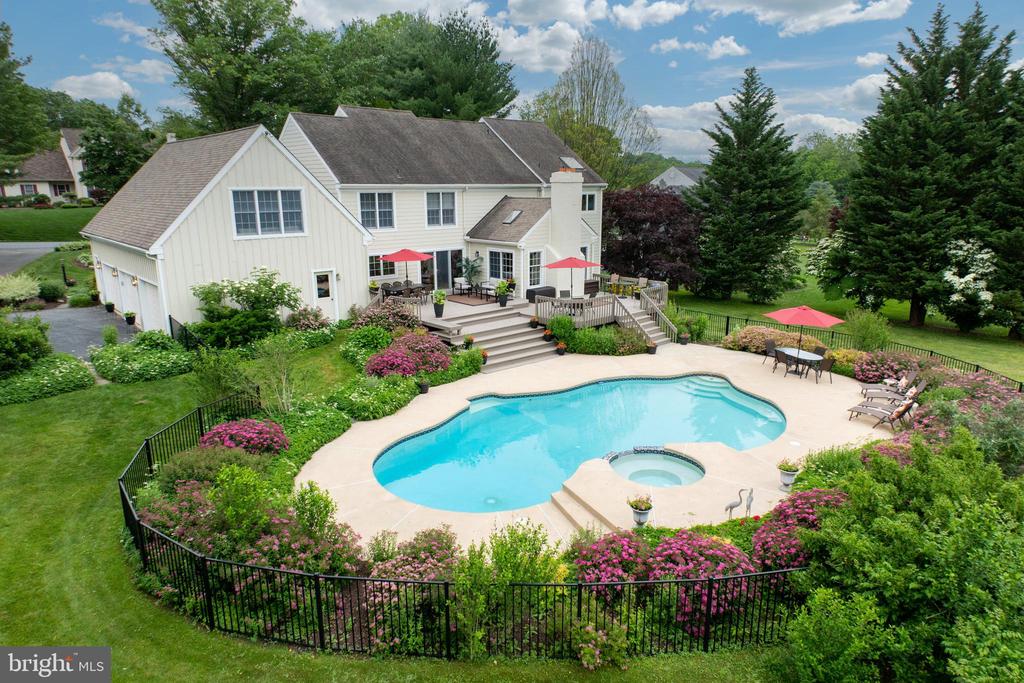 223 Kirkbrae Rd