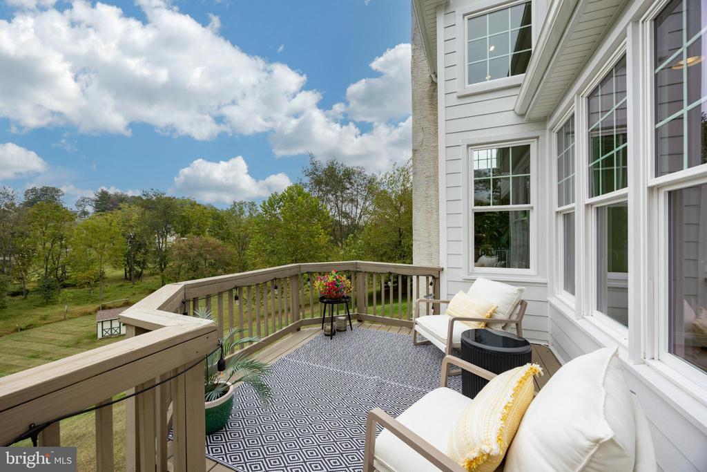 974 REGIMENTAL DRIVE
