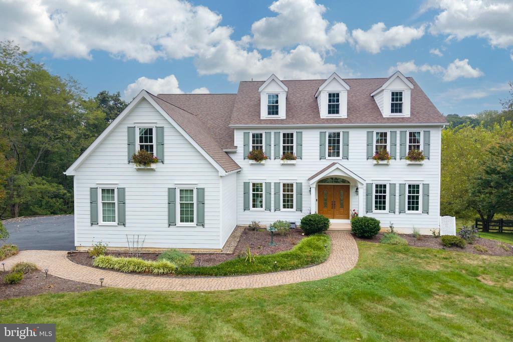 974 REGIMENTAL DRIVE