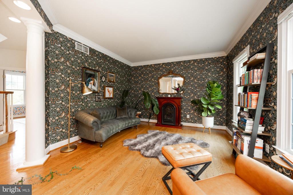 974 REGIMENTAL DRIVE
