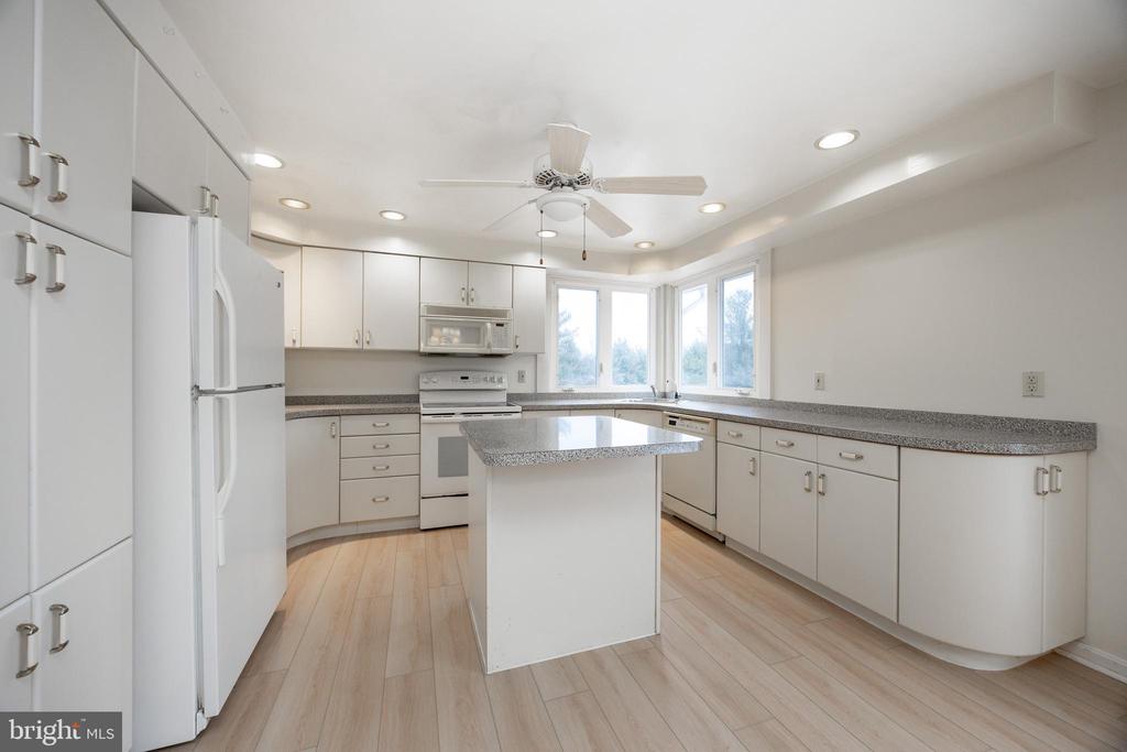 414 REEDVILLE ROAD