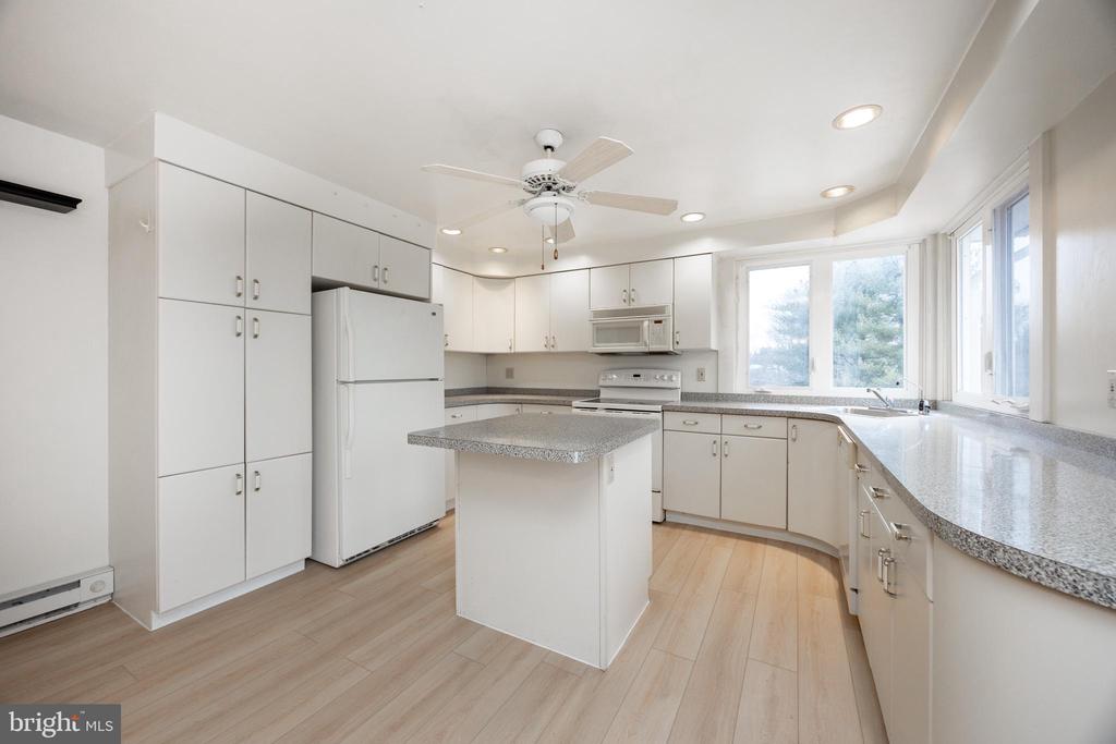 414 REEDVILLE ROAD