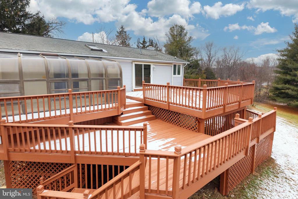 414 REEDVILLE ROAD