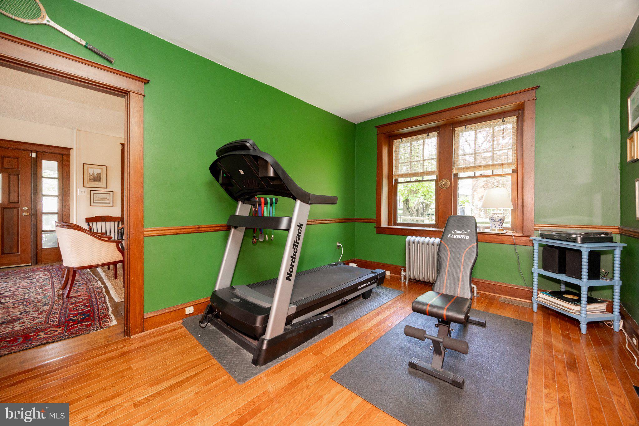 260 W EVERGREEN STREET