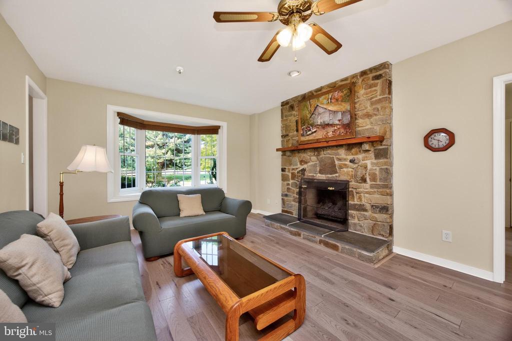 153 E DOE RUN ROAD