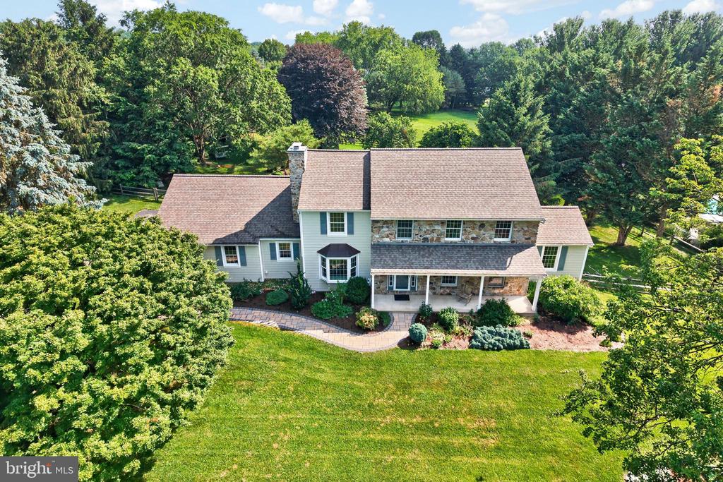 153 E DOE RUN ROAD