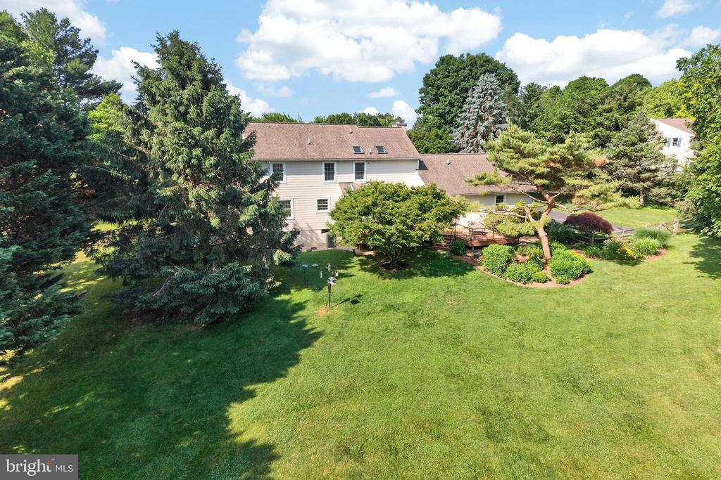 153 E DOE RUN ROAD