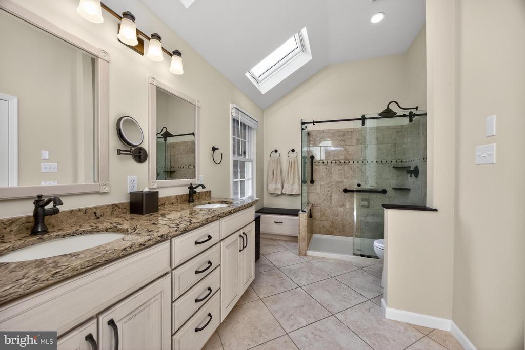 153 E DOE RUN ROAD