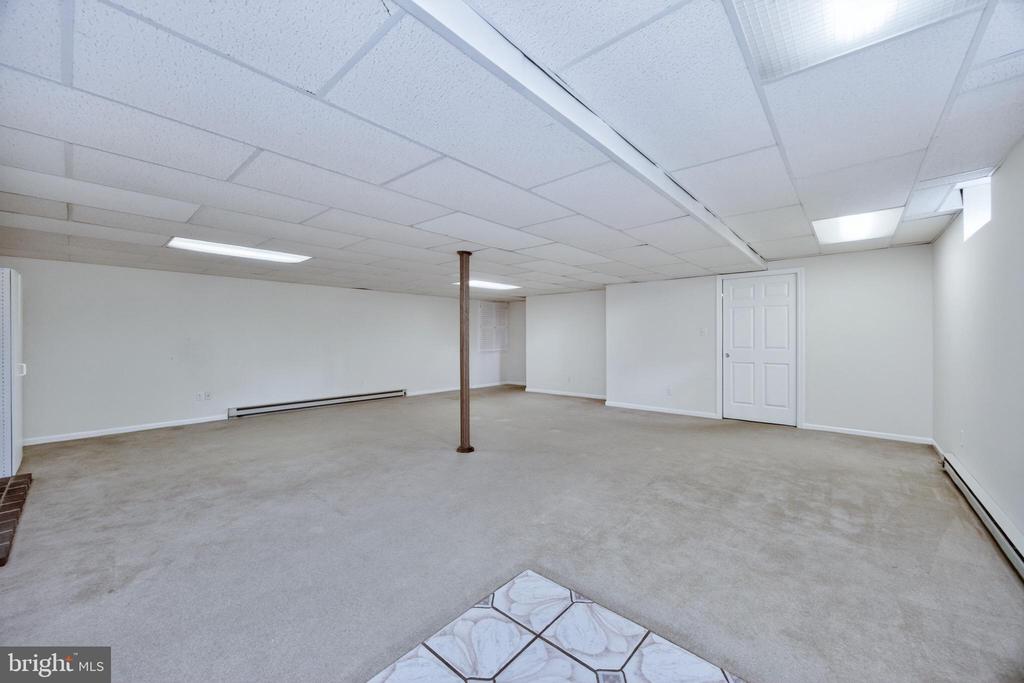 153 E DOE RUN ROAD