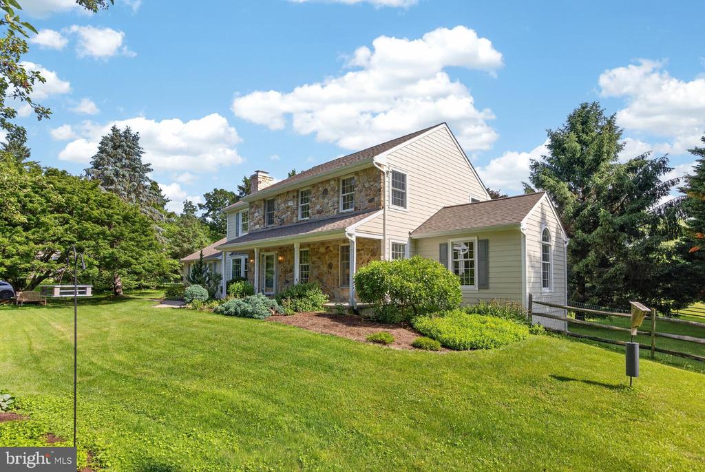 153 E DOE RUN ROAD