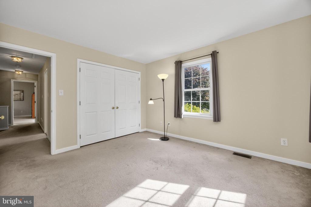 153 E DOE RUN ROAD