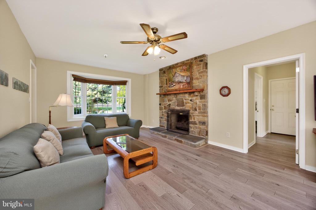 153 E DOE RUN ROAD