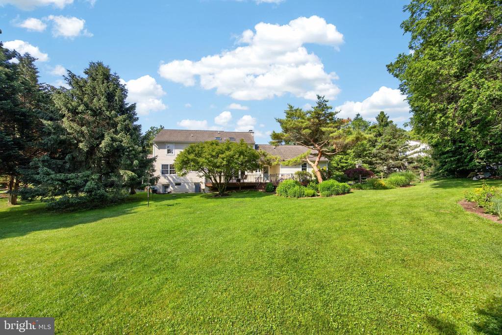 153 E DOE RUN ROAD