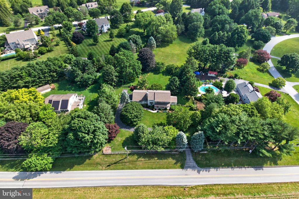 153 E DOE RUN ROAD