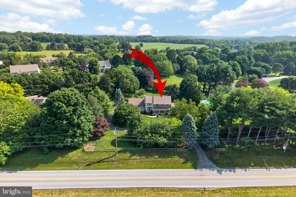 153 E DOE RUN ROAD