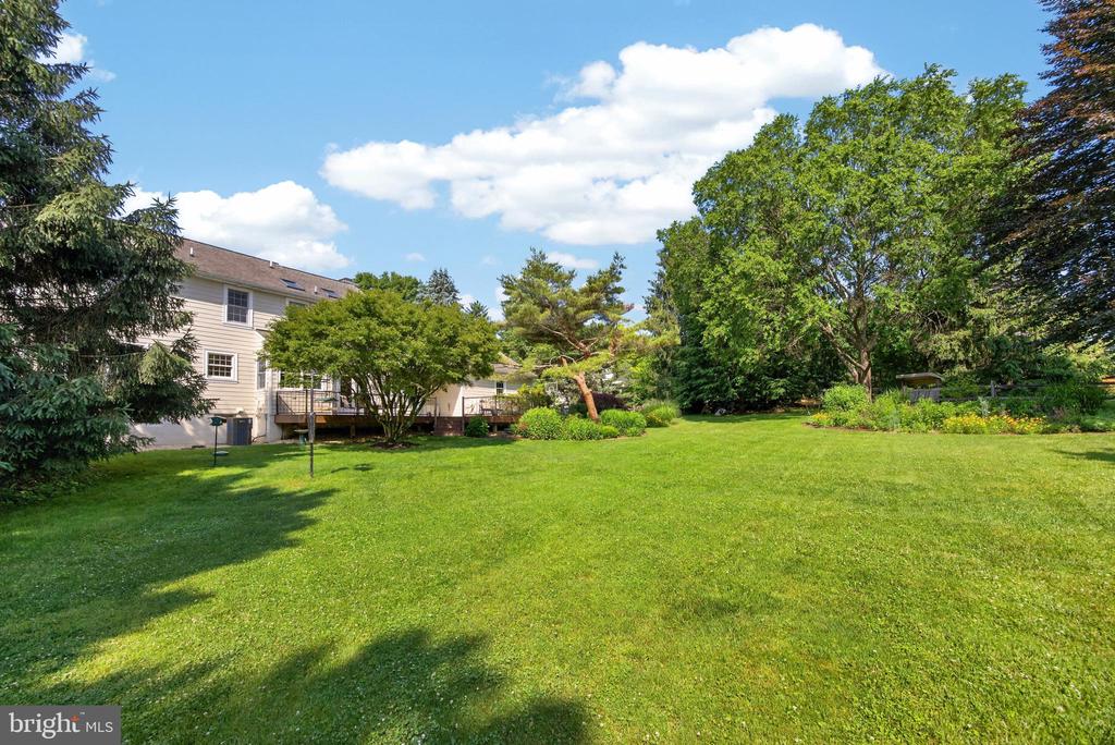 153 E DOE RUN ROAD