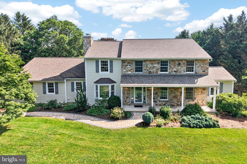 153 E DOE RUN ROAD