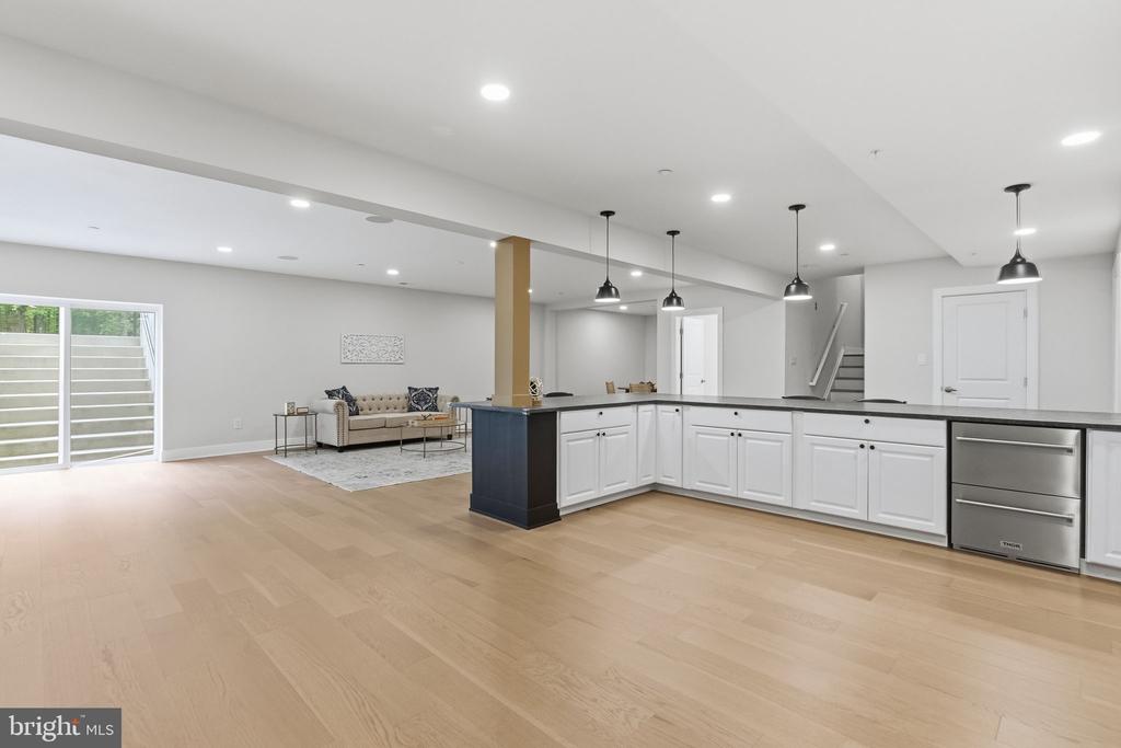 246 LILY LANE