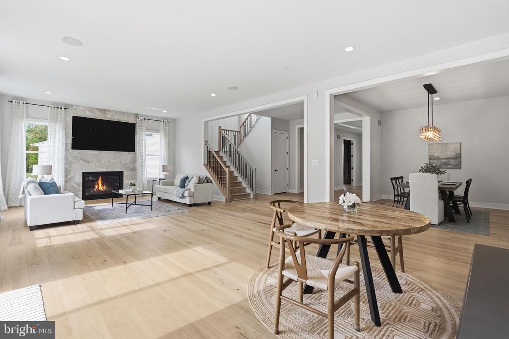 246 LILY LANE