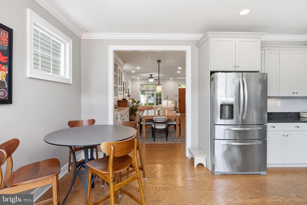 604 MAGNOLIA COURT