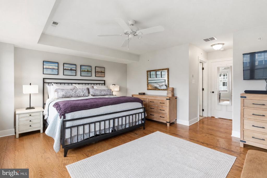 604 MAGNOLIA COURT