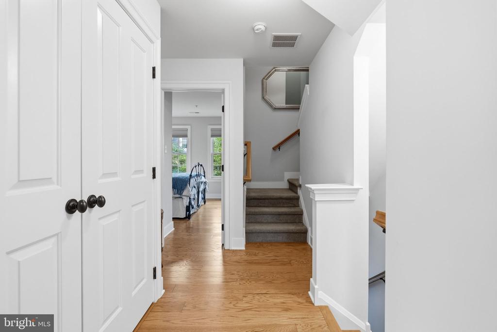 604 MAGNOLIA COURT
