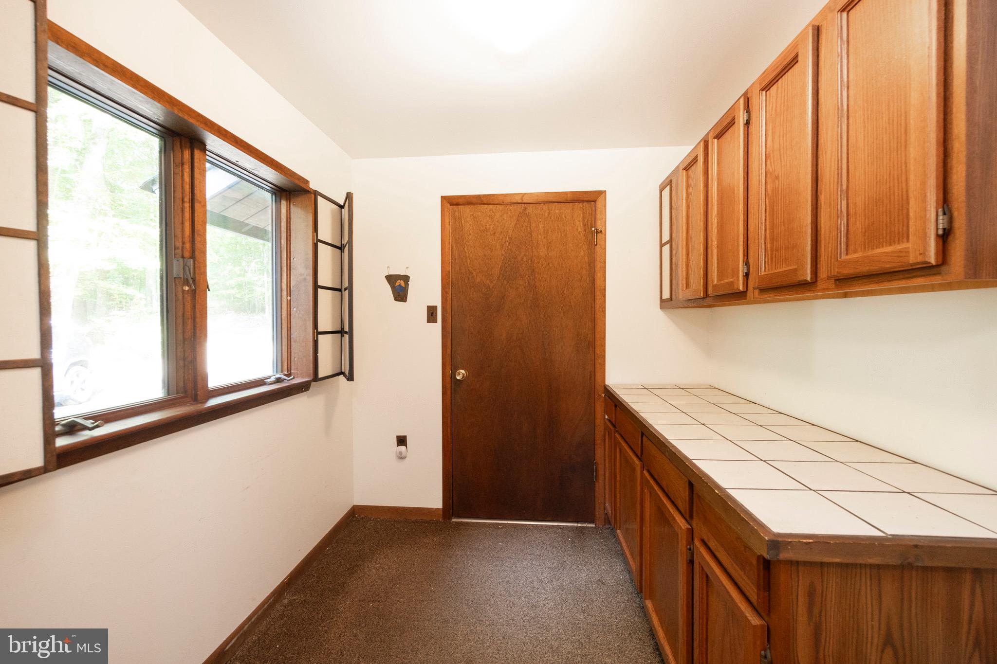 33 RINGFIELD ROAD Unit: 33
