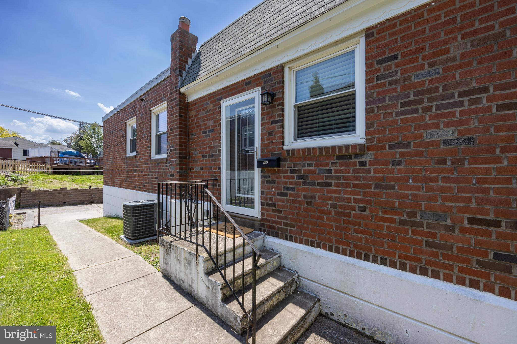 538 Glen Valley Dr