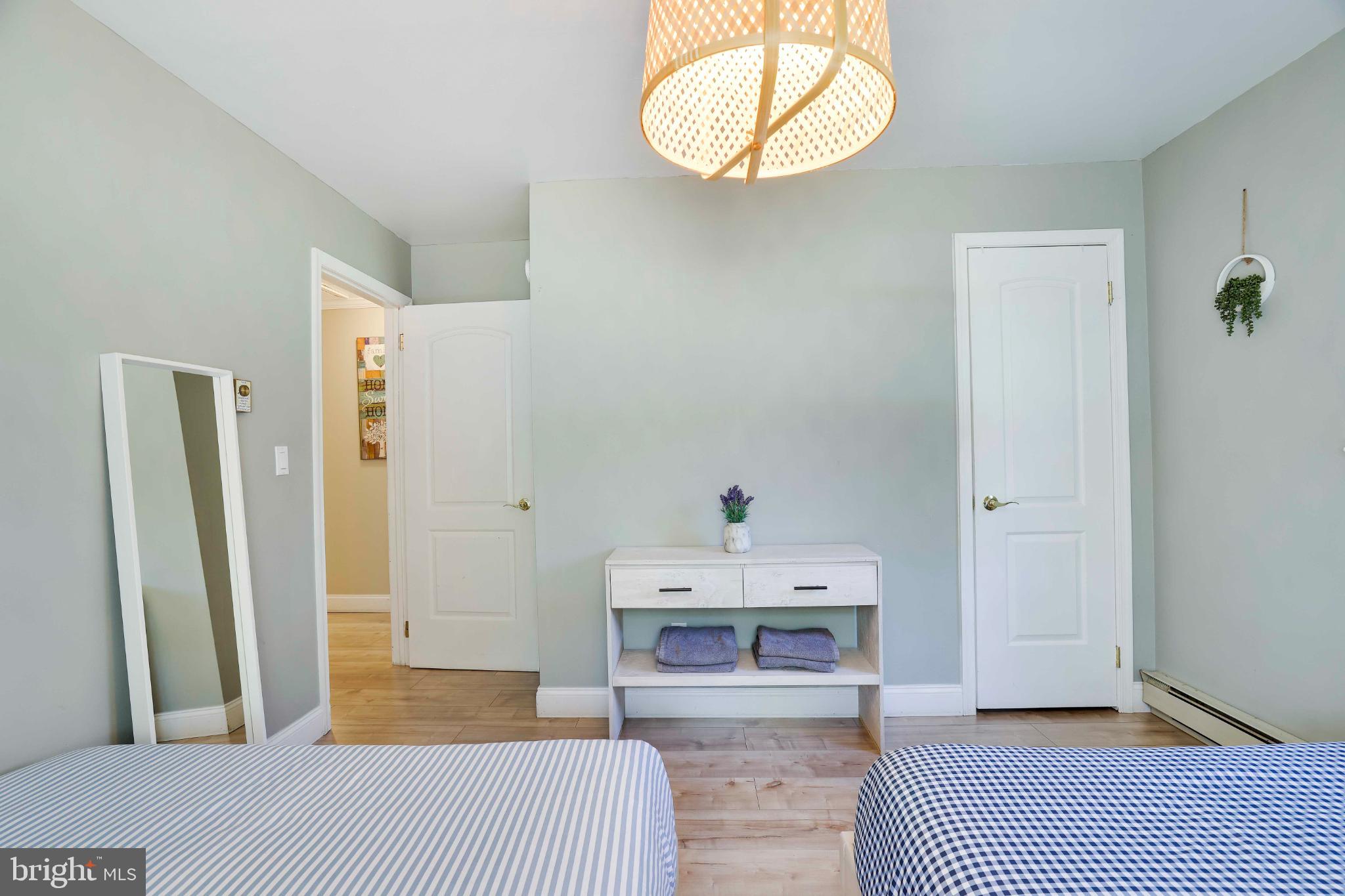 5160 HUMMINGBIRD DRIVE