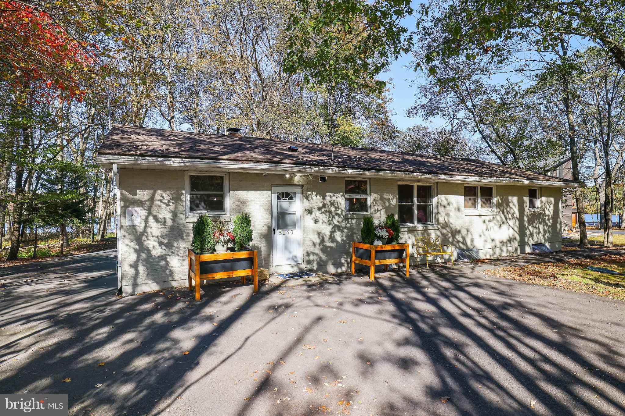 5160 HUMMINGBIRD DRIVE