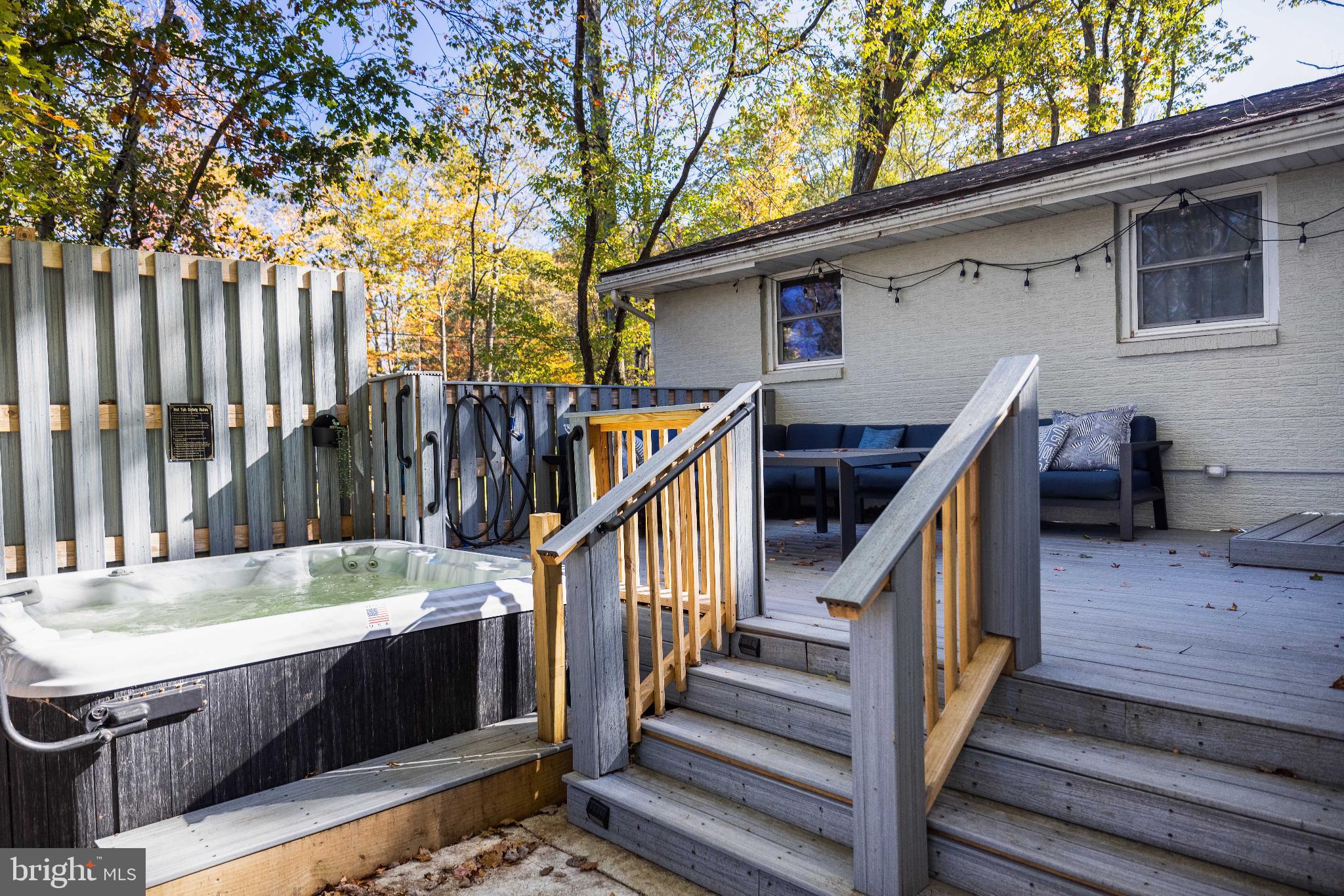 5160 HUMMINGBIRD DRIVE