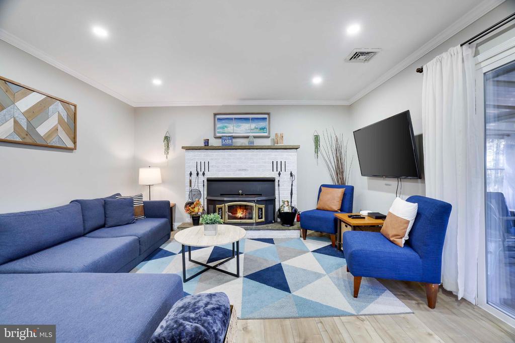 5160 HUMMINGBIRD DRIVE