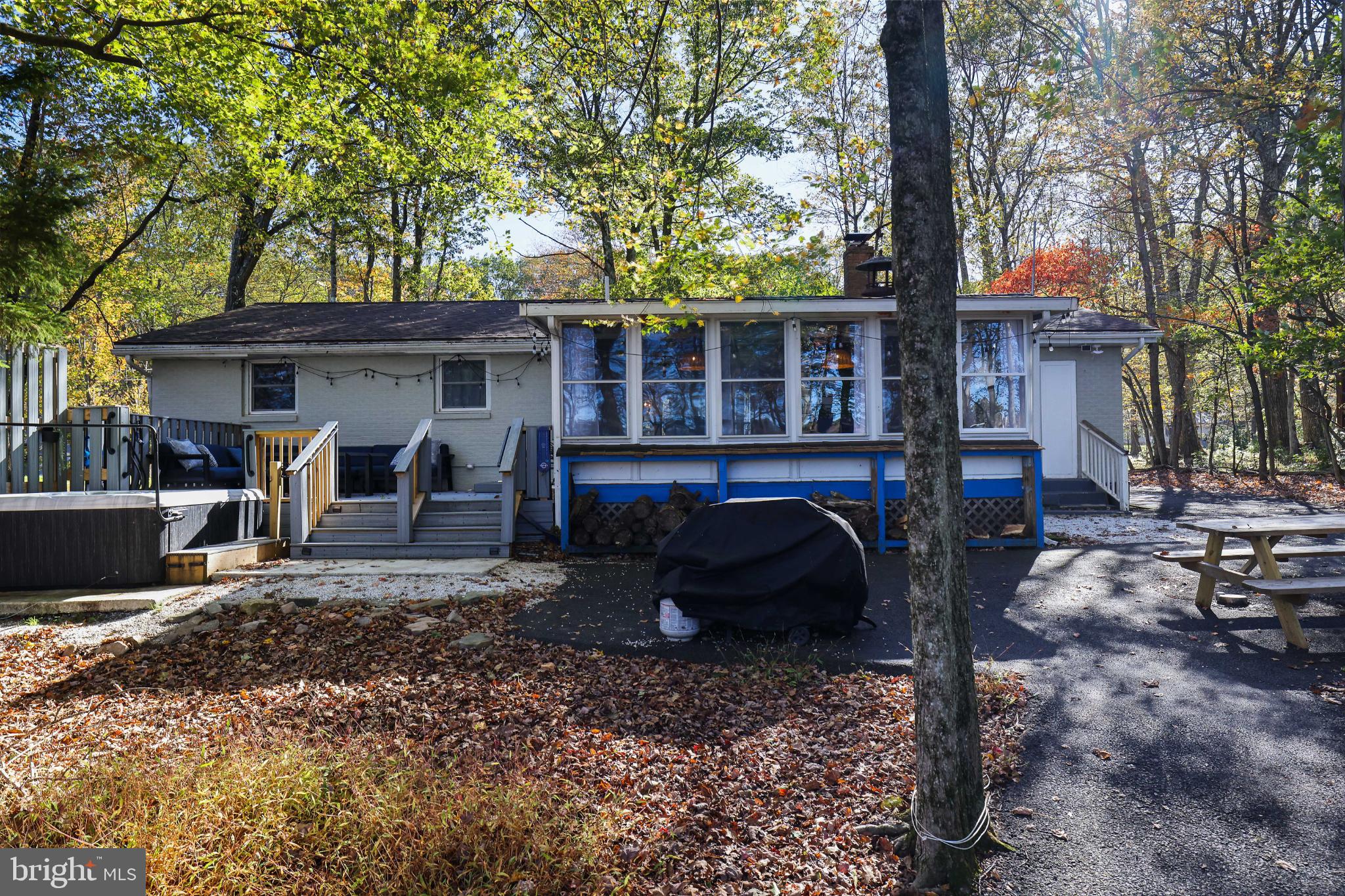 5160 HUMMINGBIRD DRIVE