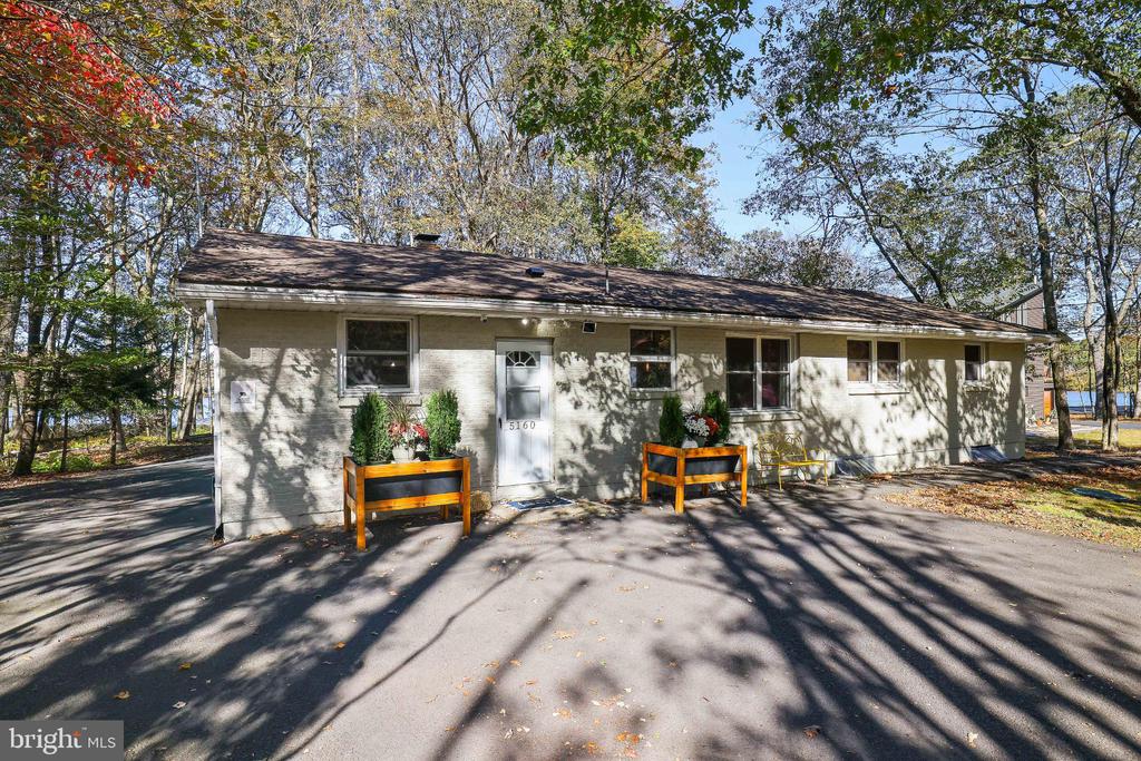 5160 HUMMINGBIRD DRIVE