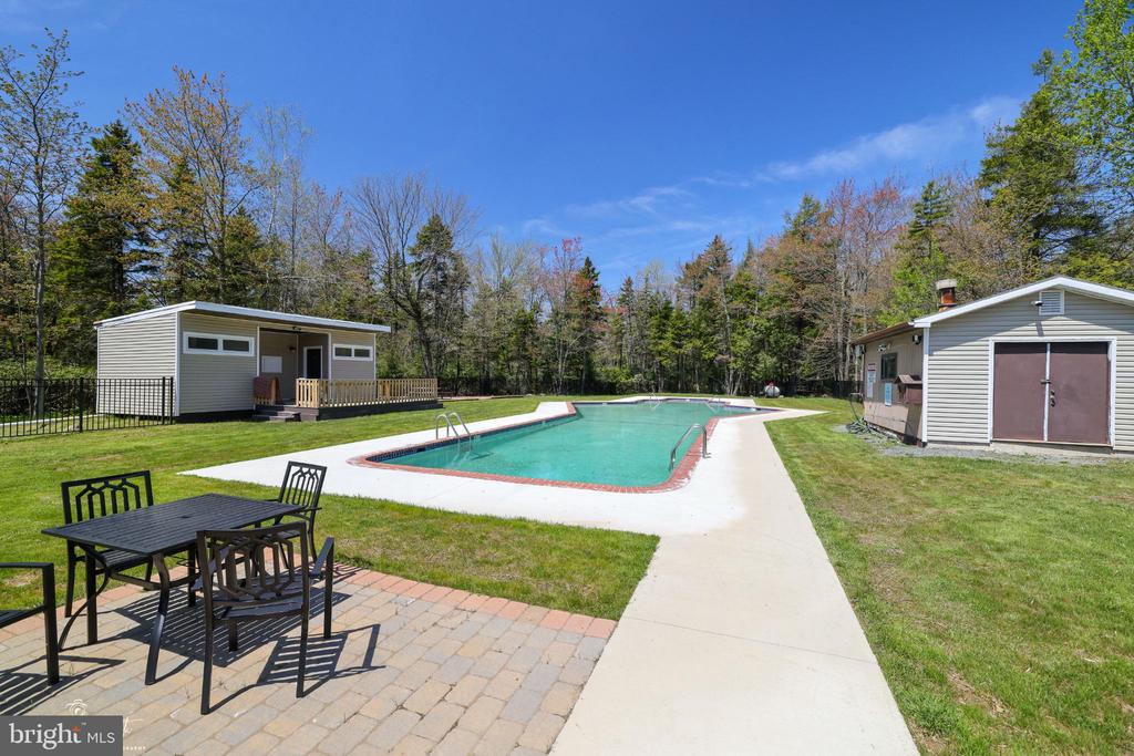 5160 HUMMINGBIRD DRIVE