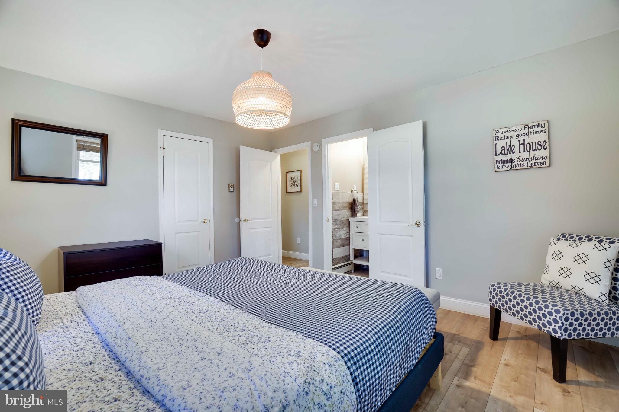 5160 HUMMINGBIRD DRIVE